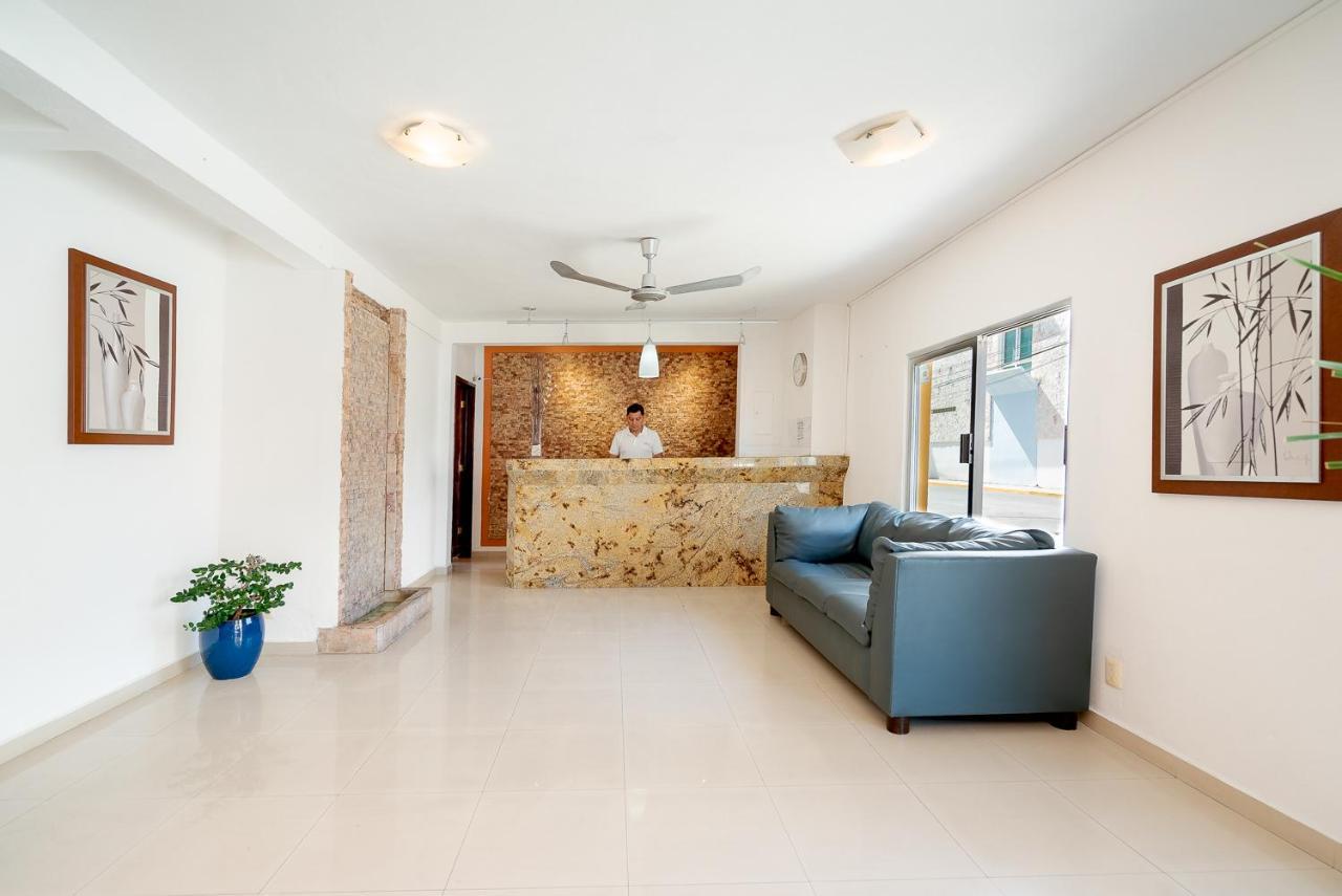 Hotel Yumkiin - Cerca Del Ferry Y Terminal Ado Playa del Carmen Eksteriør billede